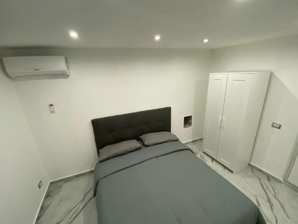 Carlant Apartment CTA Italien