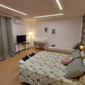 Dn House CTA